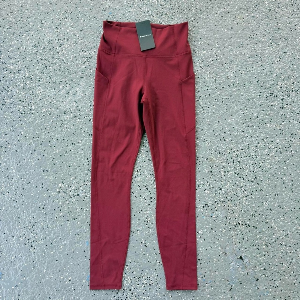 NEW Fabletics Burgundy Leggings